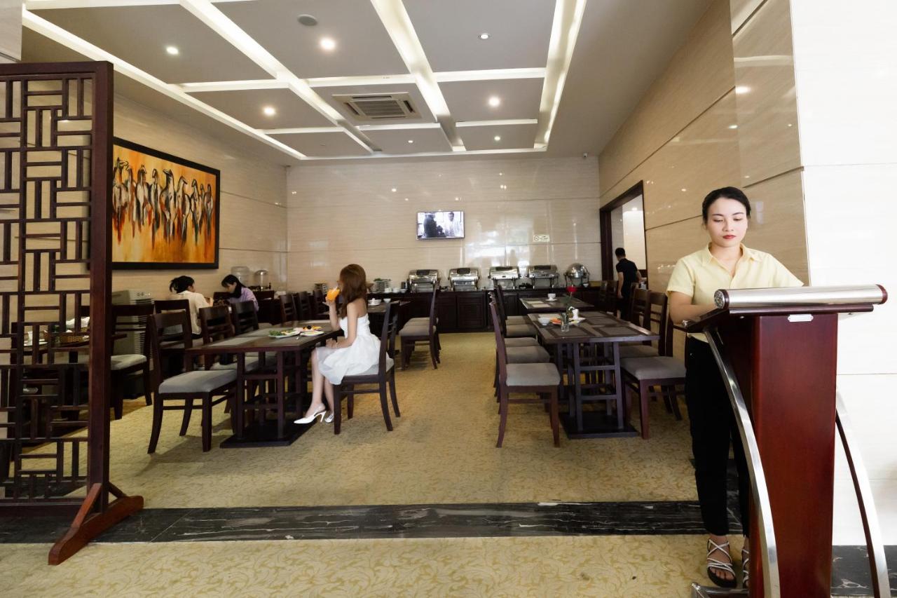 Golden Quang Tri Hotel Dong Ha Bagian luar foto