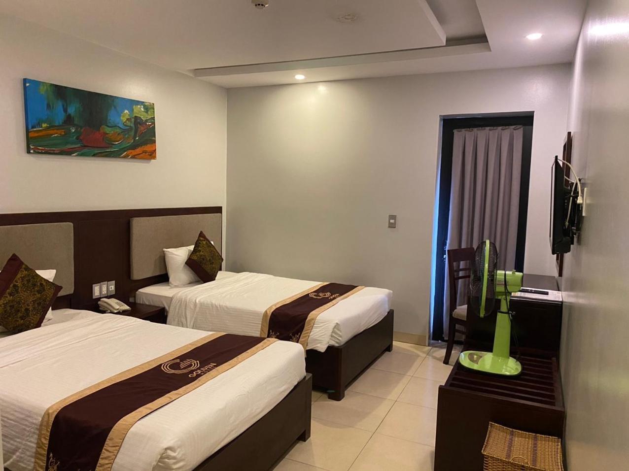 Golden Quang Tri Hotel Dong Ha Bagian luar foto