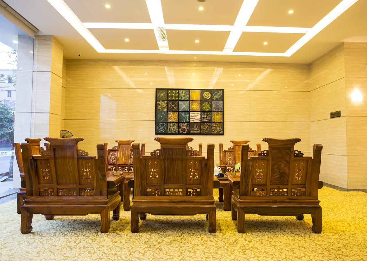 Golden Quang Tri Hotel Dong Ha Bagian luar foto